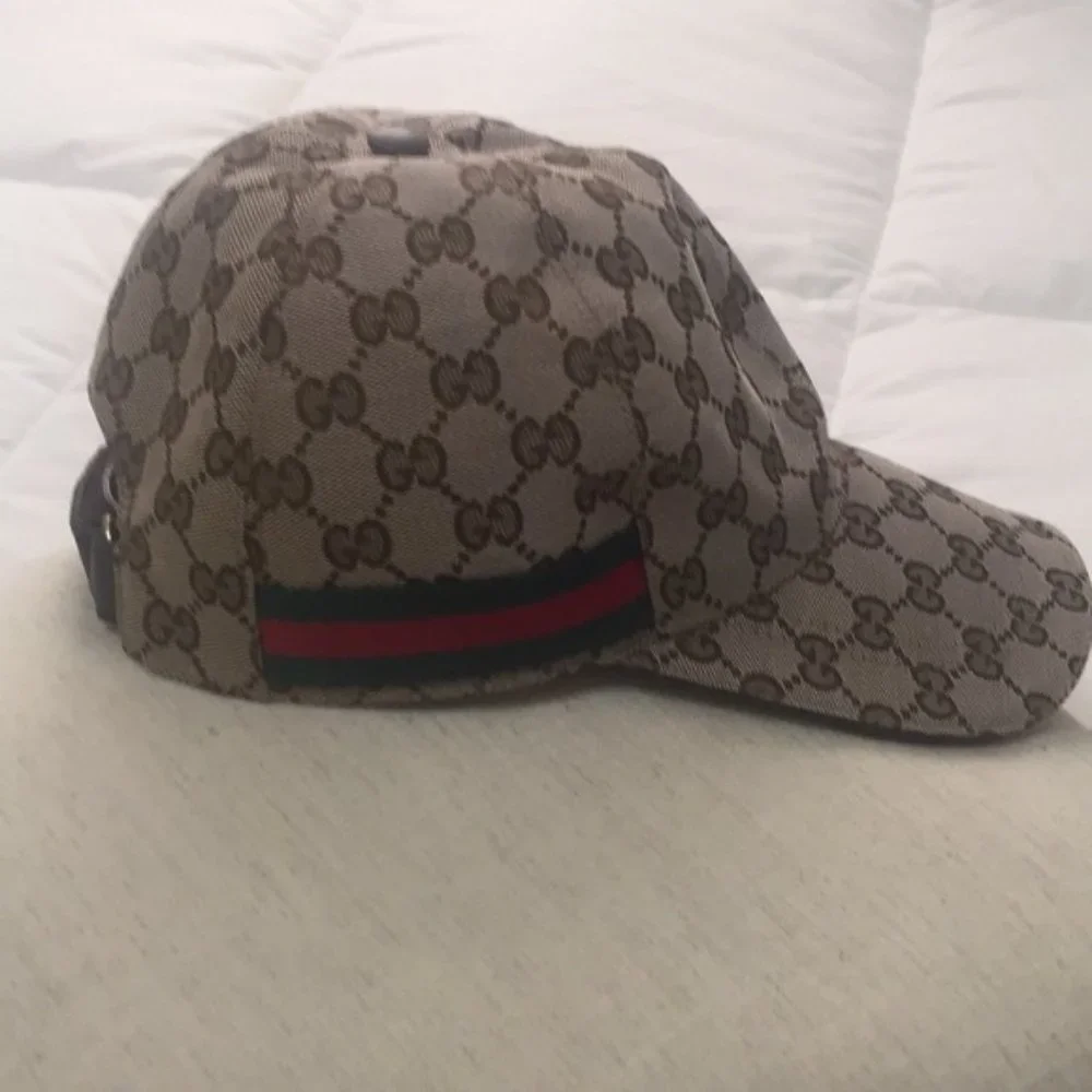 NWOT Authentic Original GUCCI Hat Size Medium - Picture 4 of 6